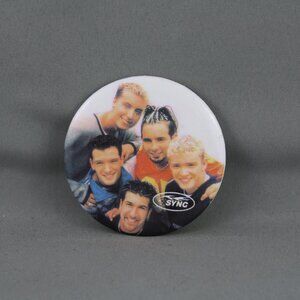 N Sync Pin - Featuring the entire Band - So Happy and Smiling !!!